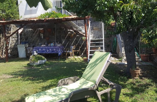 Termini House | Delizia Caprese vacation home in Massa Lubrense with garden and Capri view