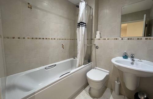 Wakefield Apartment | Delux 2 Bed Apartment near Wakefield City Centre