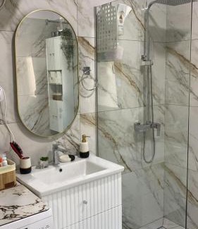 Sheqi i Vogel Apartment | Deluxe Apartment