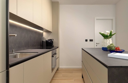 Znjan Apartment | Deluxe Apartment with private heated pool on Žnjan Beach - Urban Nook