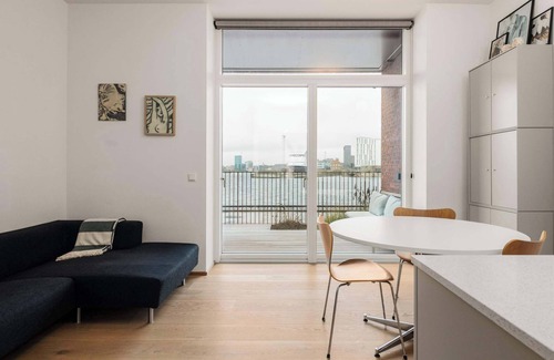 Sydhavnen Apartment | Deluxe Apt With Water Views