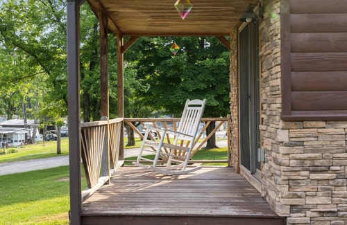 Mifflinburg Cabin | Deluxe Cabin6 Within Campground