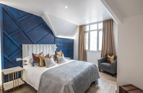 Leicester City Centre Apartment | Deluxe City Escape Perfect For Business & Families & Free Gym By The Pocklington - The Magistrates Suite