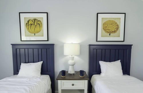 Lackey Resort | Deluxe Family Retreat w/Spacious Interior + Access to Mini Golf | 3 Units