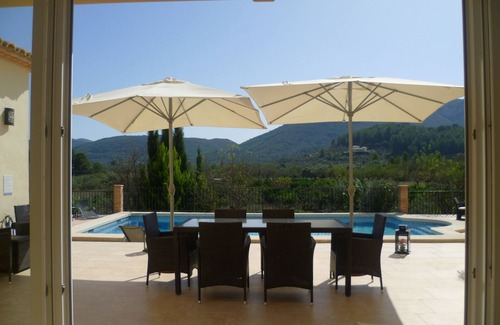 Parcent Villa | Deluxe, private villa with own large pool in the beautiful Jalon Valley