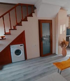 Ayvalik City Center Apartment | Deniz Manzaralı Müstakil ev Aybalik