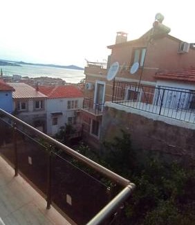 Ayvalik City Center Apartment | Deniz Manzaralı Müstakil ev Aybalik
