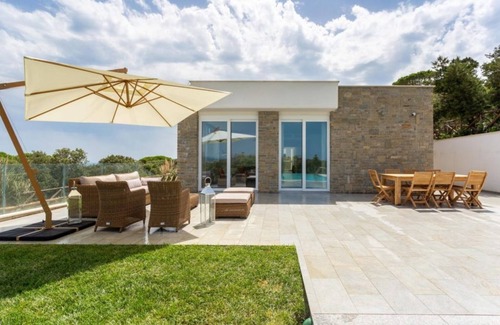 Punta Ala Villa | Design beachfront villa, private pool, a/c, WiFi, garden and parking space