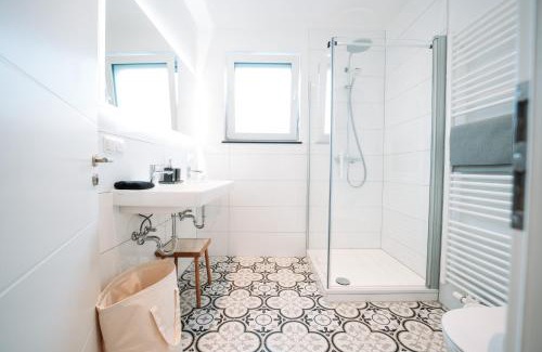 Rauental Apartment | Designer 2BR Flat Near City Center & The Mosel River