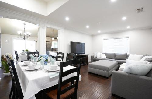 Southwest Anaheim House | Destination #27