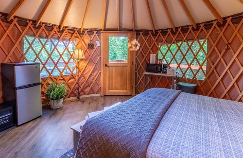 Cullowhee House | Destination Outdoors Holly Hideaway - A unique yurt perfect for glamping!