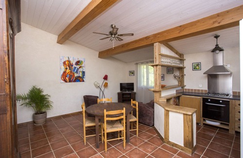 Beaufort House | Detached house in picturesque hamlet between sea and mountain