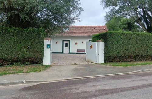 Carly House | Detached house, terrace and enclosed garden, ideal for families, pets allowed