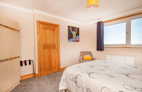 Brora Apartment | Detached large cottage in Brora, Sutherland