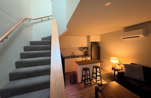 Devonport Apartment | Devonport CBD Modern Loft