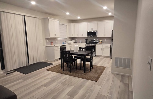 Commerce City House | DIA Easy Rest and Stay