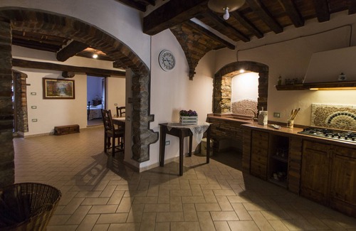 Sassetta House | Diffused hotel "Le Dame del Borgo" - Apartment Ariella