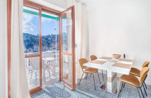 Rapallo Apartment | Dipinto di Blu by PortofinoVacanze