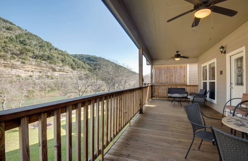 New Braunfels House | Direct River Access, Gated Community, Tubing Convenience & Spacious 3BR Retreat!