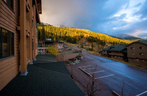 Whitefish Condo | Direct Ski in and Ski out!! 2 bedroom/1 bath Morning Eagle ski in/out!!