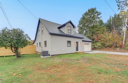 Lyons Falls House | Direct Trail Access: Lyons Falls Getaway w/Views!