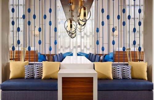 Monmouth Junction Resort | Discover a Charming Stay in Princeton! Free Breakfast and Seasonal Outdoor Pool!