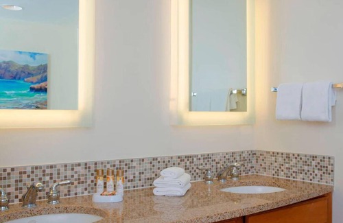 Poipu Resort | Discover Paradise at Marriott’s Waiohai Beach Club - 2 Bedroom Island View