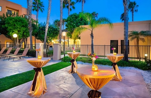 Torrance House | Discover the Best of the West Coast! Pet-friendly! Free Parking!