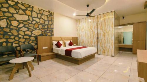 Waghoriya Hotel | Divydrashti Resorts