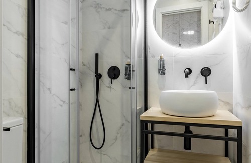 Moncloa - Arguelles Hotel | Dobo Marco Polo