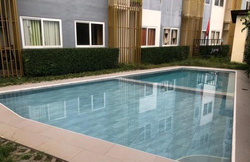 Lapu-Lapu Apartment | Doc Azenith Presidential Suite - Cebu Mactan Airport Condo - Sandria Nicole