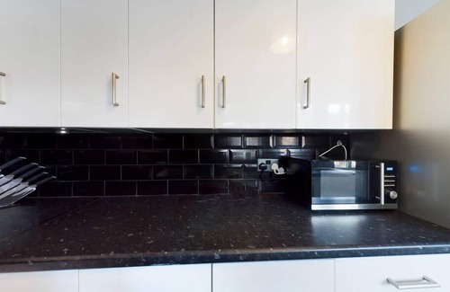 Wigan House | Dodhurst House by Our Home Short Stays