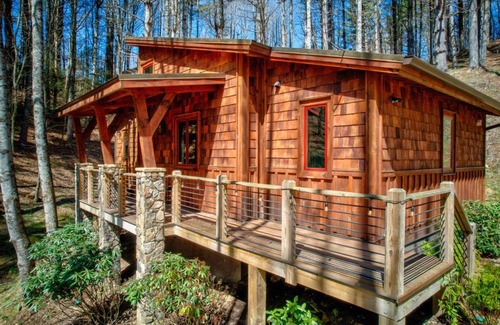 Banner Elk House | Doe Run Cottage at Eagles Nest