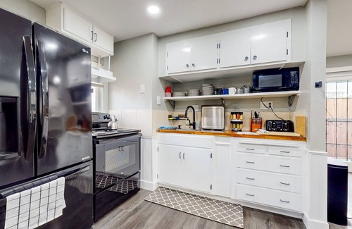 Bethel Island House | Dog-friendly home near river & marinas with firepit, grill, dock, camping ground