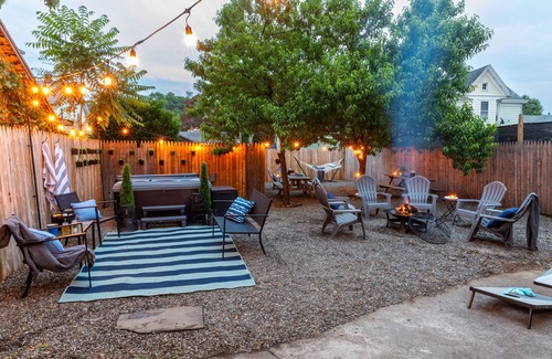 Kingston Apartment | Dog-Friendly Hudson Valley Escape with Hot Tub & Jacuzzi