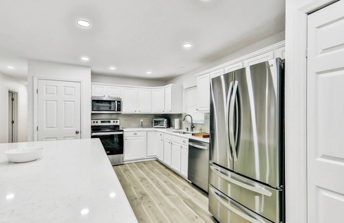 Sebring House | Dog-friendly lakefront home with fast WiFi, central AC, patio, & game room