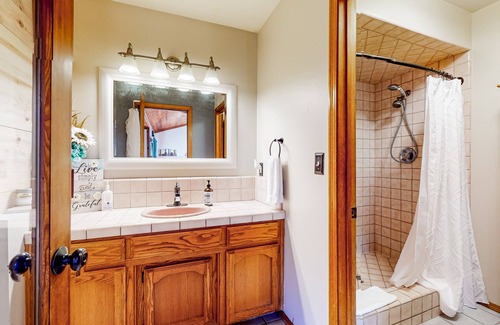 Mountain Mesa House | Dog-friendly private home with a hot tub, adult bikes, firepit, and partial AC