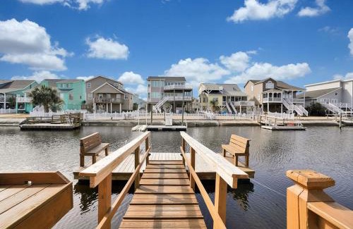 Ocean Isle Beach House | Doin` Time Canal Front home with elevator and extra living room