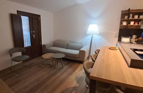 Isnello Apartment | Dolce-Giardino, Elegant 2-Bed Apartment with Stunning Views