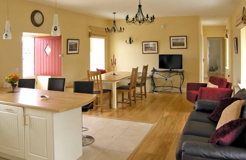 Caherconnell Cottage | Dolmen Cottage
