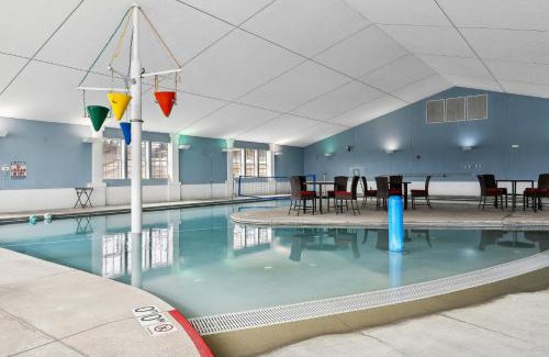 Egg Harbor House | Door Way Inn by Simple Life Rentals