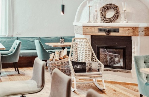 Maurach House | Doppelzimmer Bergblick bis 2 Nächte Inkl.frühstück - Hotel St. Georg zum See