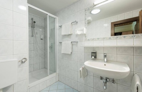 Aifersdorf House | Doppelzimmer mit Balkon/terasse - Hotel Restaurant Kärntner Stub´n