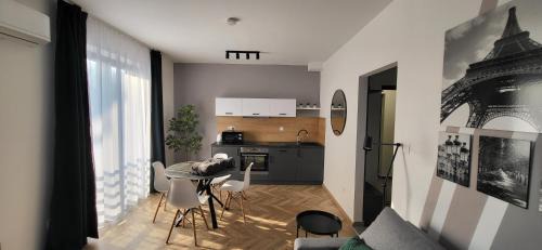 Tata Apartment | Dotis Apartman Tata