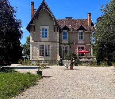 Arcomps House | Double Bedrooms of Vilmorais