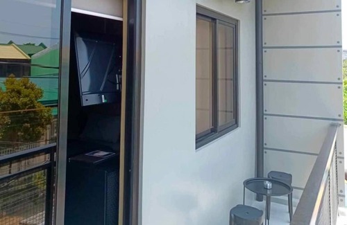 Lucena Apartment | Double/deluxefamily room Casakarina-Lucena City
