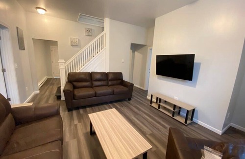 Oneonta Apartment | Double Play Apt 2 - All Star Baseball Rentals