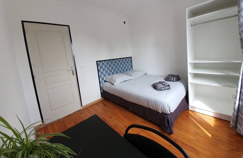 Vandoeuvre-les-Nancy House | Double room with private bathroom