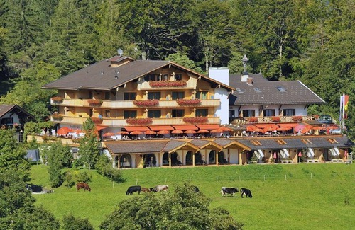 Mittenwald Apartment | Double room south-west "Almblick" with shower /toilet - Gröbl-Alm, Alpine inn /hotel