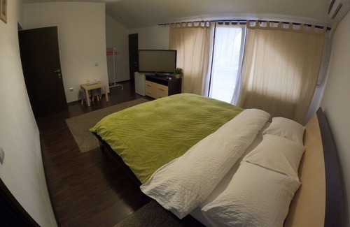 Eforie Villa | Double room with balcony and bathroom